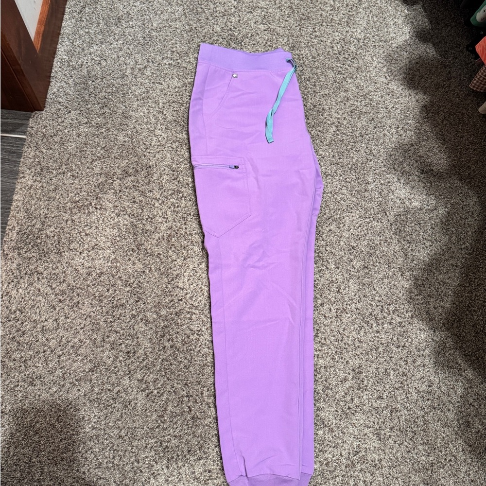 Lilac Figs Joggers-NEW WITH TAGS